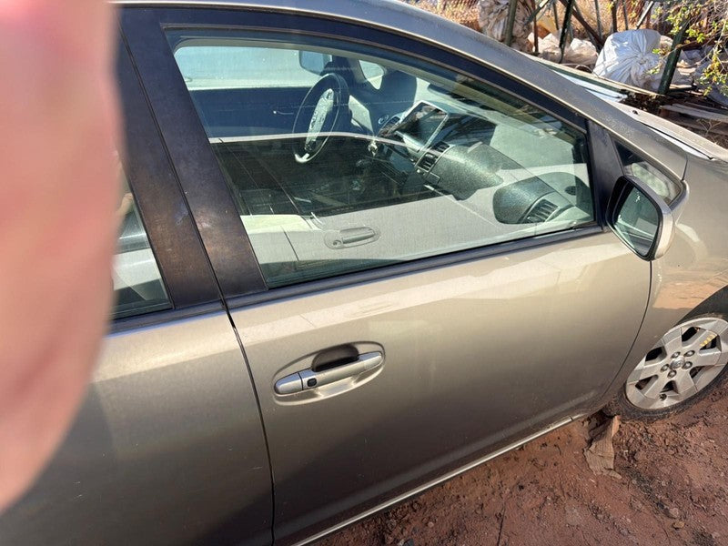 Used Rear Right Door Assembly Rear Side fits: 2008 Toyota Prius electr