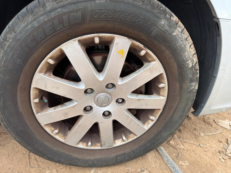 Used Wheel fits: 2011 Chrysler Town & country 17x6-1/2 9 spoke Grade A
