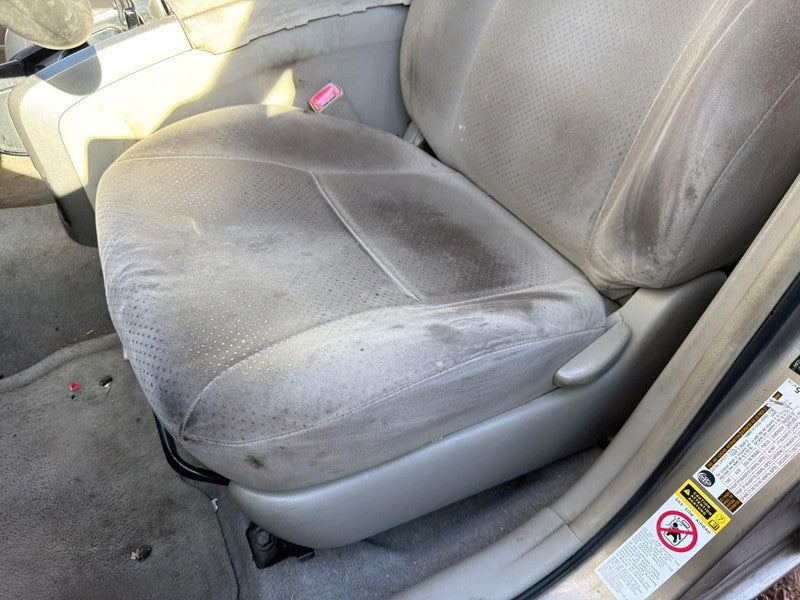 Used Front Left Seat Front fits: 2008 Toyota Prius bucket w/air bag cl