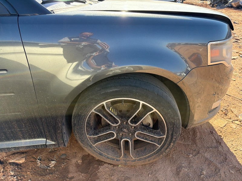 Used Front Right Fender fits: 2015 Ford Flex Front Right Grade A