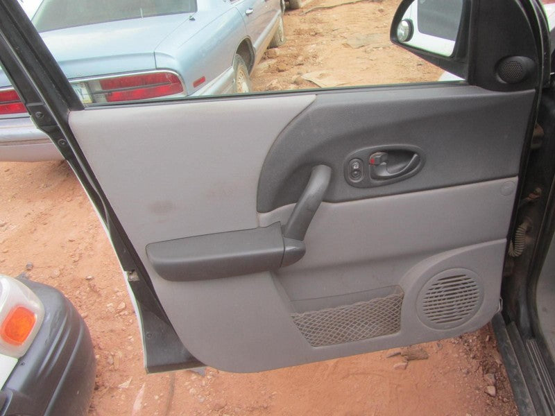 Used Wheel fits: 2003 Saturn Vue 16x6-1/2 aluminum 5 hole silver opt P