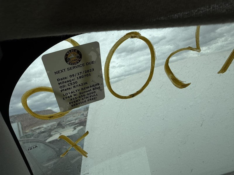 Used Air Cleaner Assembly fits: 2006 Gmc Sierra 2500 pickup classic st