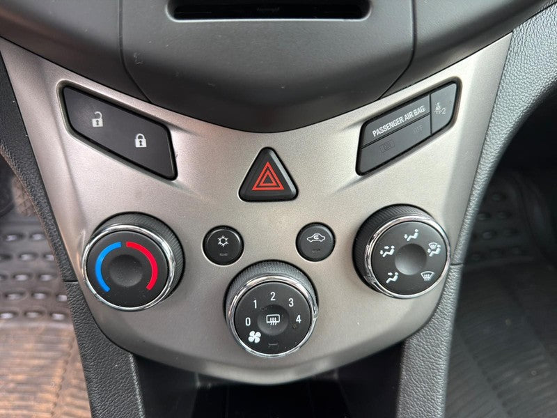 Used A/C Selector Switch fits: 2013 Chevrolet Sonic Htbk w/o heated se