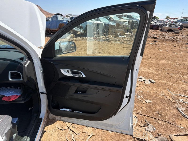 Used Front Right Door Assembly Front fits: 2012 Chevrolet Equinox Fron