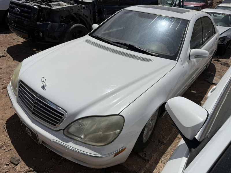 Used Right Headlight Assembly fits: 2000 Mercedes-benz Mercedes s-clas