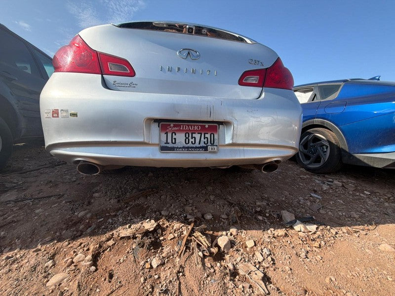 Used Rear Bumper Assembly Rear fits: 2010 Infiniti G37 4 Dr Sdn w/o pa