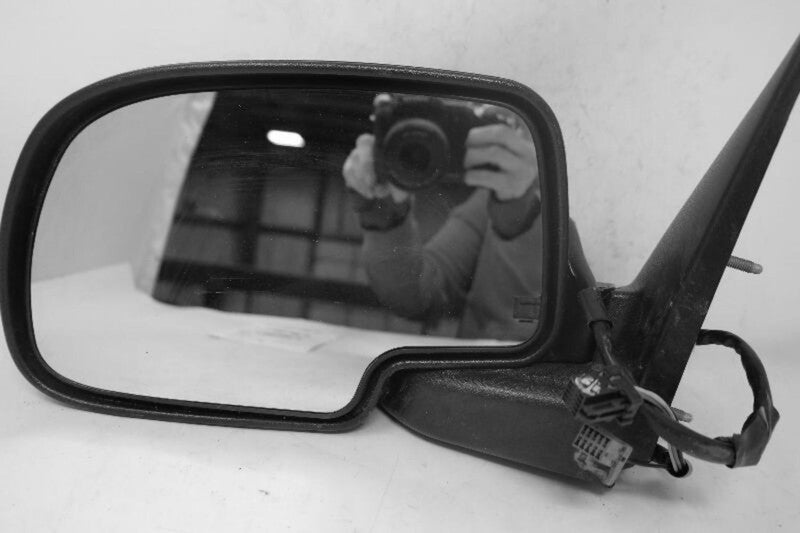 Used Left Door Mirror fits: 2007 Gmc Sierra 2500 pickup Power w/o inte