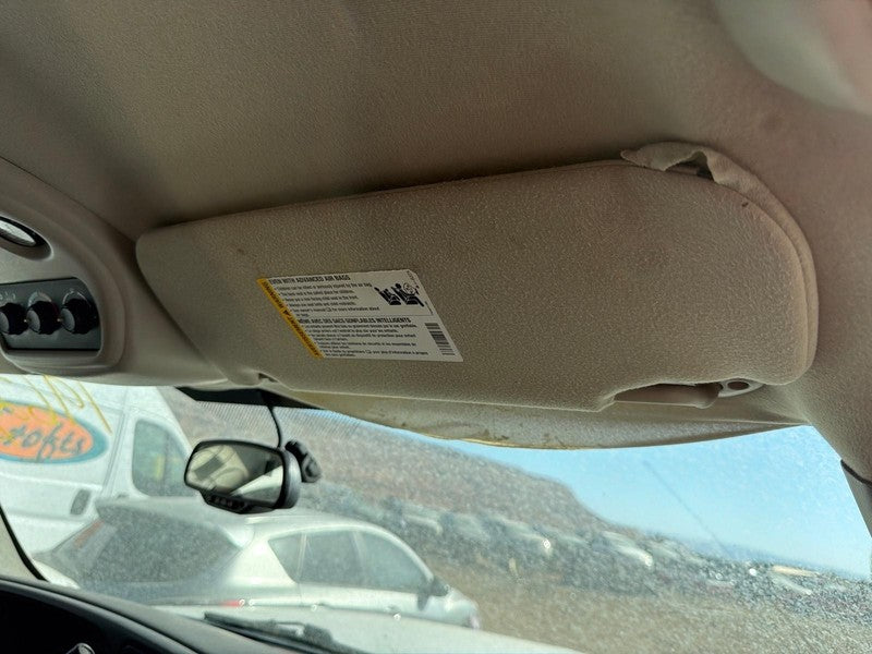 Used Right Sun Visor fits: 2006 Chevrolet Suburban 1500 illuminated Ri