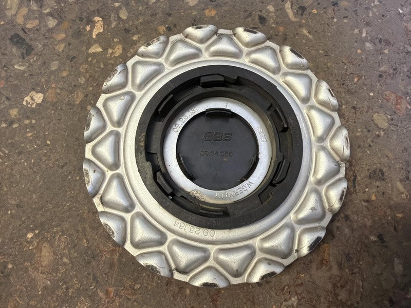 91 MAZDA RX7 Center Cap CENTER ID 09.24.036, RING ID 09.23.134