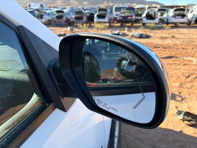 Used Right Door Mirror fits: 2010 Chevrolet Suburban 1500 Power w/turn
