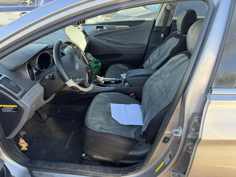 Used ABS Modulator fits: 2013 Hyundai Sonata Modulator Assembly 2.4L V