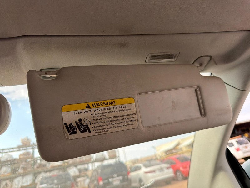 Used Right Sun Visor fits: 2005 Volkswagen Beetle Convertible Right Gr