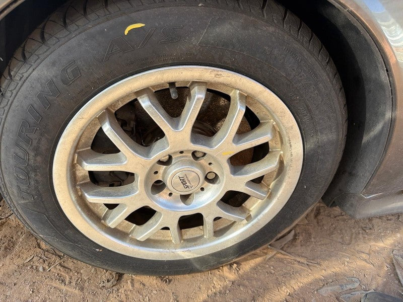 Used Wheel fits: 2002 Saab 9-5 16x6-1/2 alloy 5 spoke Grade C