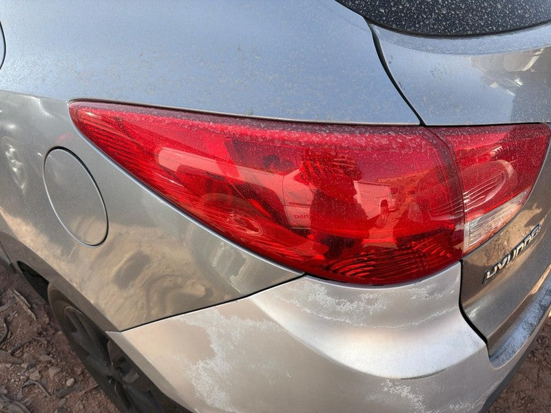 Used Left Tail Light Assembly fits: 2013 Hyundai Tucson quarter panel 