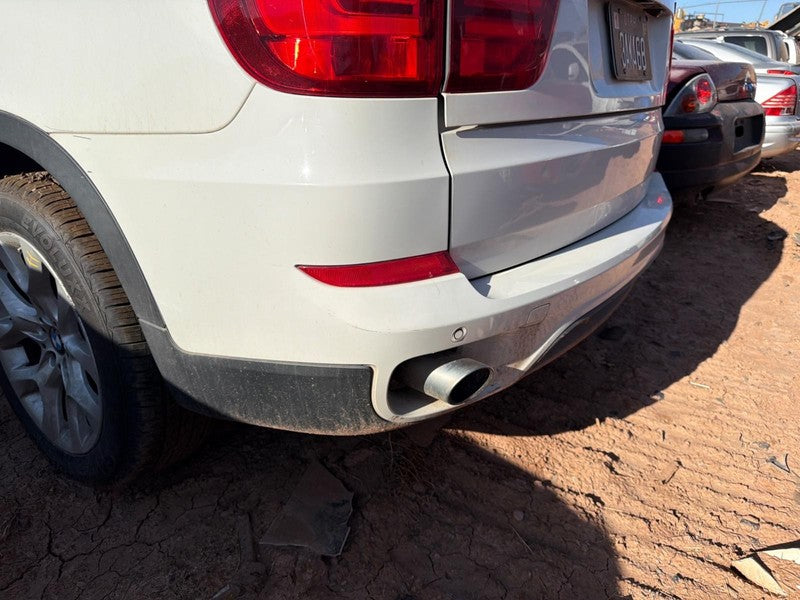 Used Rear Bumper Assembly Rear fits: 2013 Bmw X5 w/o M-aerodynamic pac