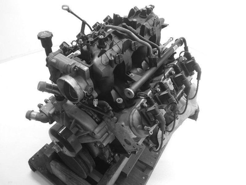 Used Engine Complete Assembly fits: 2005 Gmc Sierra 1500 pickup 5.3L V