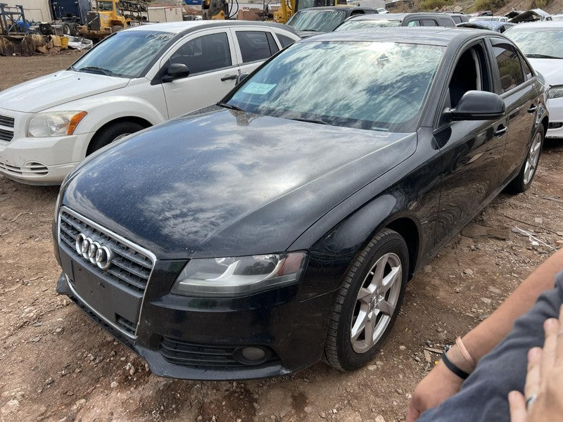 Used Left Headlight Assembly fits: 2009 Audi A4 Sdn halogen L. Left Gr