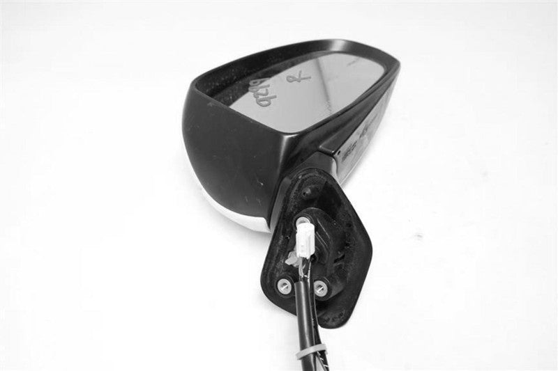 Used Right Door Mirror fits: 2013 Toyota Prius Power Prius Plug-in VIN