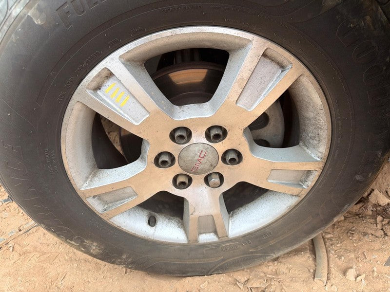 Used Wheel fits: 2008 Gmc Acadia 18x7-1/2 5 spoke painted opt PZ3 Grad