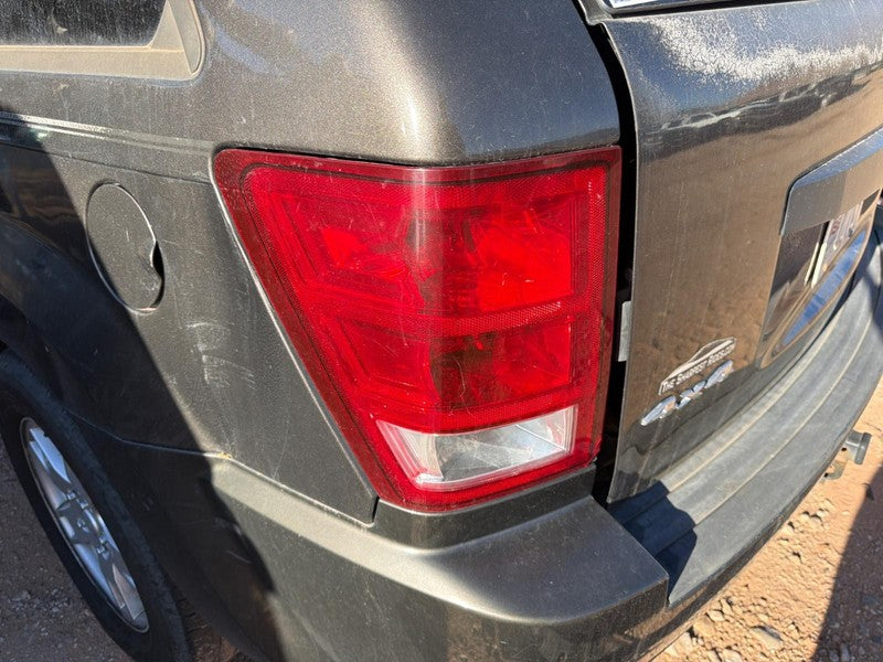 Used Left Tail Light Assembly fits: 2005 Jeep Grand cherokee Left Grad