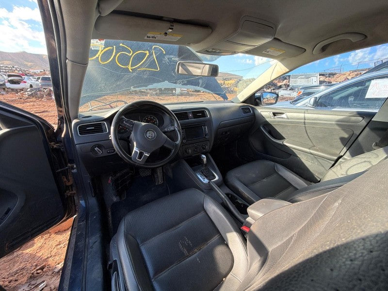 2014 Volkswagen Jetta Driver Side Front Door Interior Trim Panel Black
