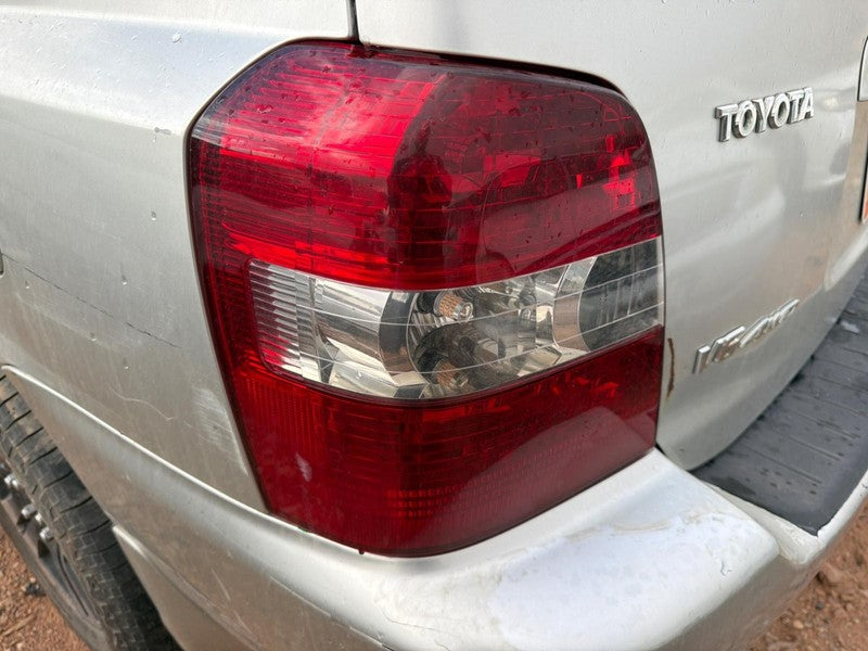 Used Left Tail Light Assembly fits: 2005 Toyota Highlander Left Grade 