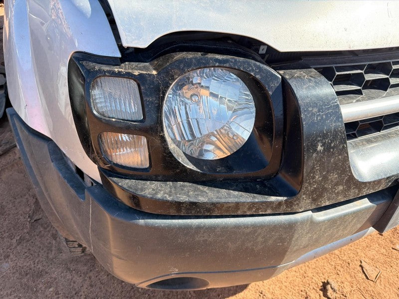 Used Right Headlight Assembly fits: 2004 Nissan Xterra XE Right Grade 