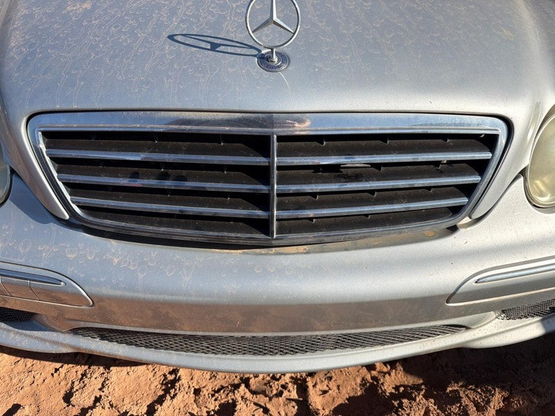 Used Upper Grille fits: 2007 Mercedes-benz Mercedes c-class 203 Type S
