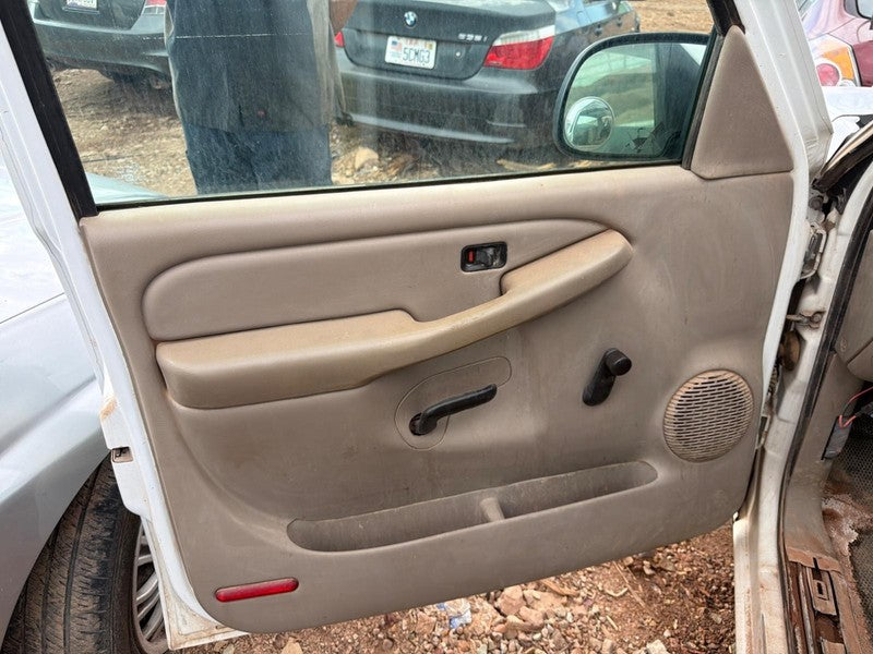 Used Trim Panel Fr Dr fits: 2004 Chevrolet Silverado 2500 pickup Grade