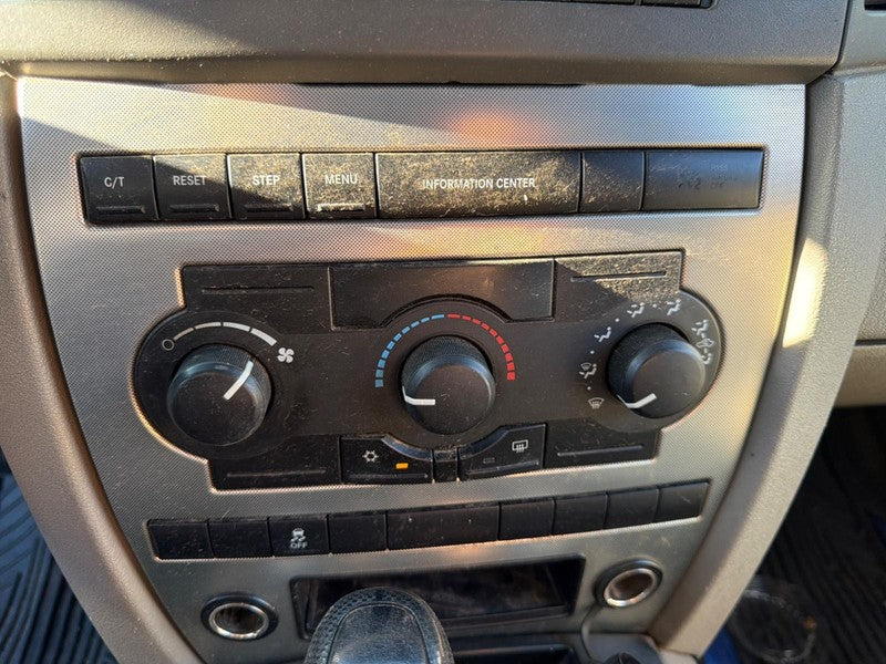 Used A/C Selector Switch fits: 2005 Jeep Grand cherokee manual tempera