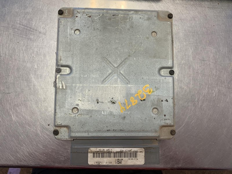 Used Engine Control Module (ECM) fits: 1999 Ford Taurus Electronic Con