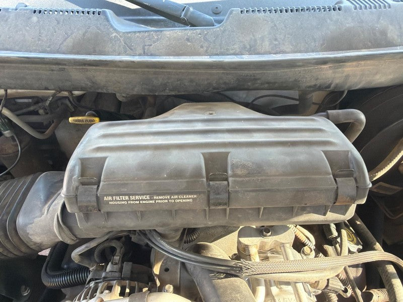 Used Air Cleaner Assembly fits: 1999 Dodge 1500 PICKUP  Grade A