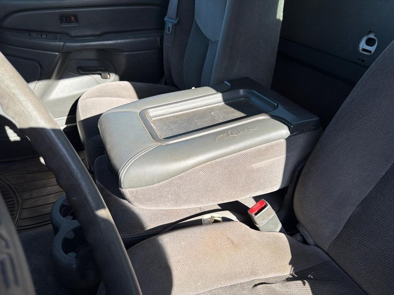 Used Front Center Seat Front fits: 2007 Gmc Sierra 2500 pickup bucket 