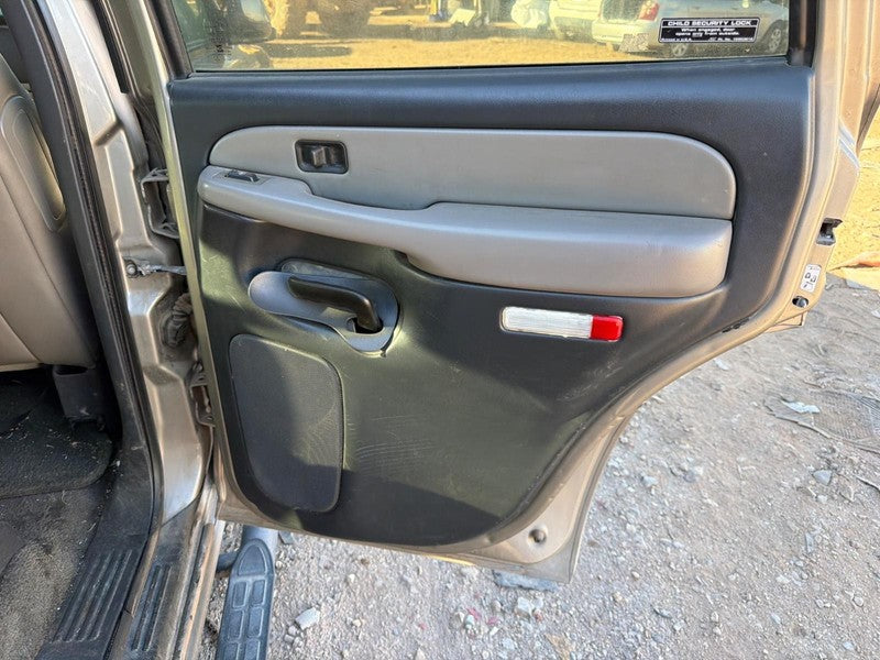 Used Rear Right Door Interior Trim Panel fits: 2002 Chevrolet Tahoe Tr