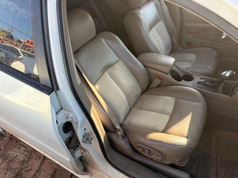 Used Front Right Seat Front fits: 2005 Pontiac Bonneville bucket w/air