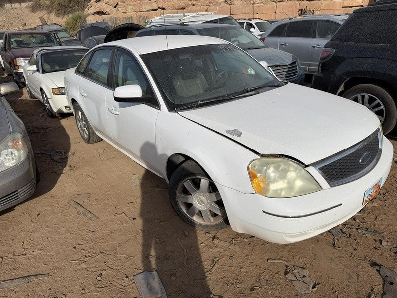Used Front Left Seat Front fits: 2006 Ford Five hundred bucket SE w/o 