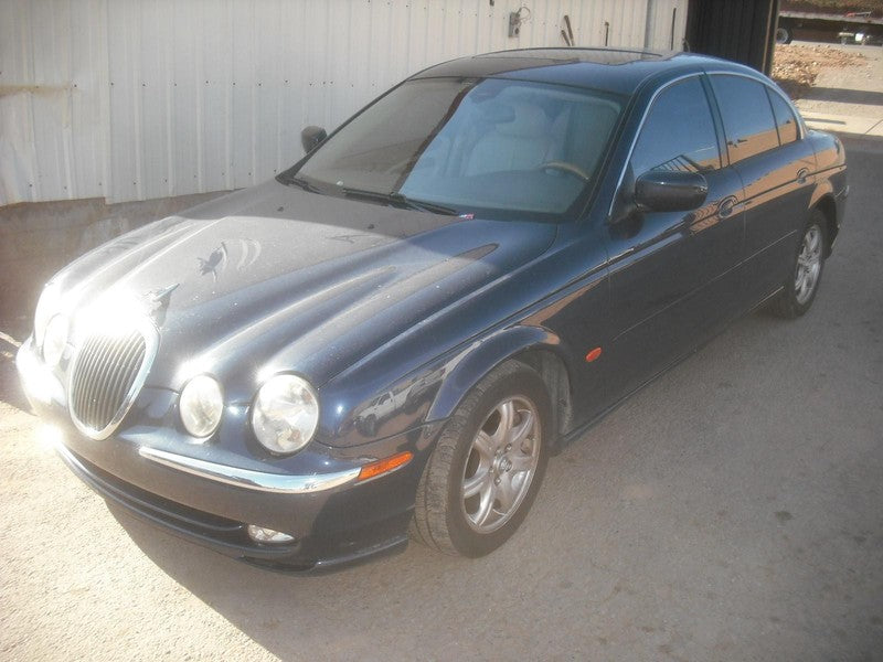 Used Front Bumper Assembly Front fits: 2000 Jaguar S type w/o headlamp