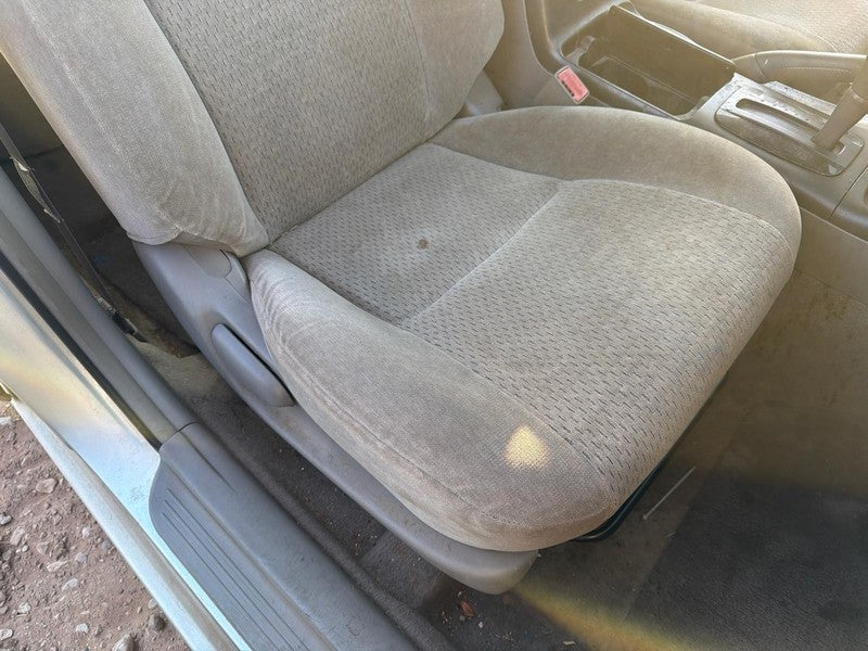 Used Front Right Seat Front fits: 2002 Toyota Camry bucket w/o air bag