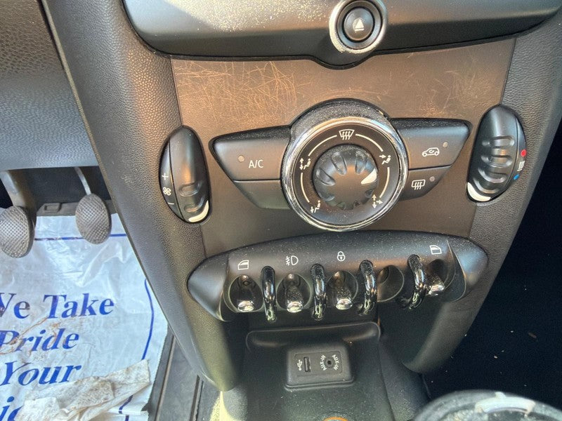 Used A/C Selector Switch fits: 2013 Mini COOPER w/AC w/o automatic tem