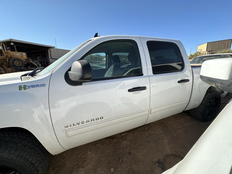 Used Front Bumper Assembly Front fits: 2011 Chevrolet Silverado 1500 p