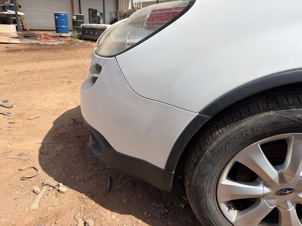 Used Front Bumper Assembly Front fits: 2006 Subaru Tribeca Front Grade