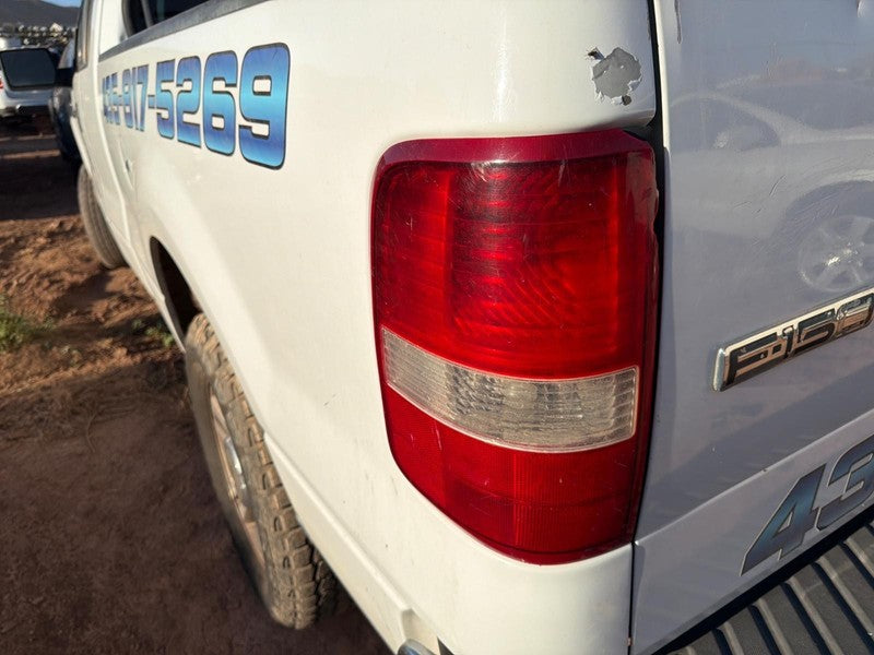 Used Left Tail Light Assembly fits: 2007 Ford F150 PICKUP New Style St