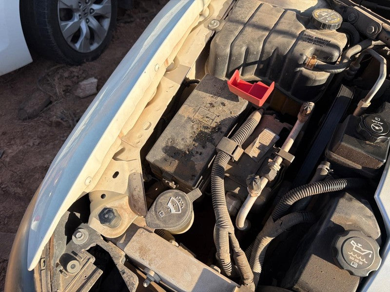 Used Fuse Box Engine fits: 2005 Pontiac Bonneville 4.6 Grade A