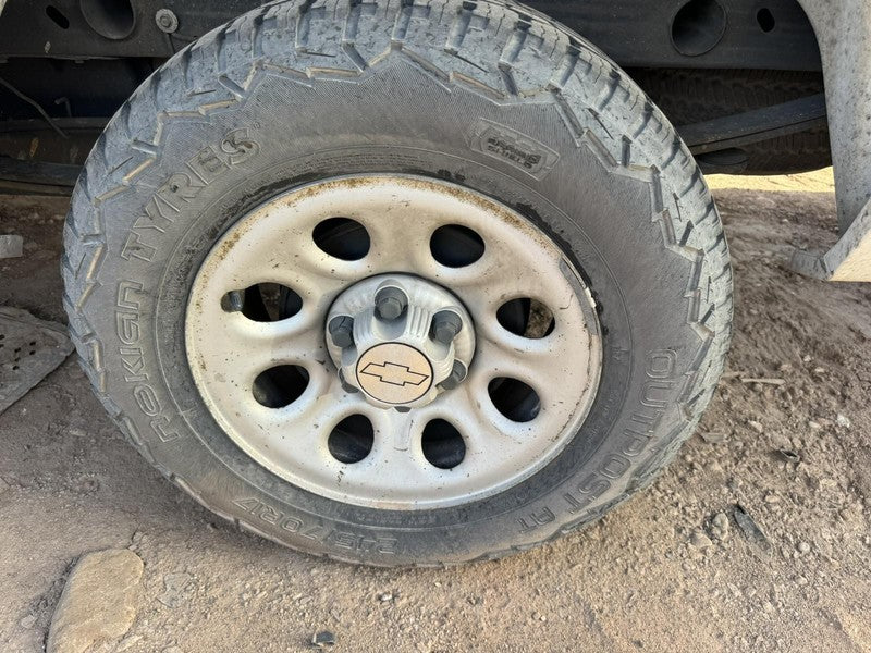 Used Wheel fits: 2007 Chevrolet Silverado 1500 pickup 17x7-1/2 steel o