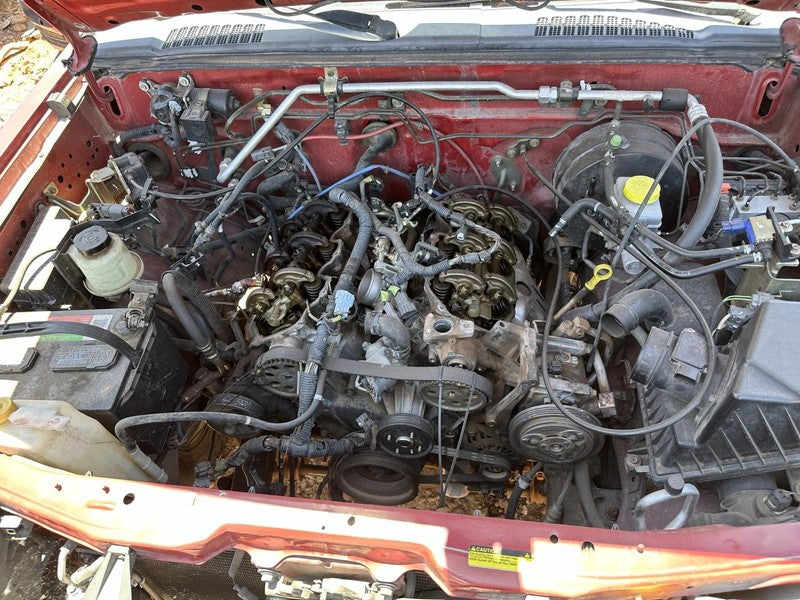 Used Transfer Case Assembly fits: 2001 Nissan Xterra 6 cylinder AT thr