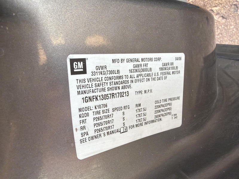 Used Front Left Seat Front fits: 2007 Chevrolet Tahoe bucket-bench L. 