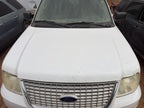 Used Hood fits: 2006 Ford Expedition  Grade A