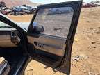 Used Front Right Door Assembly Front fits: 2004 Land rover Range rover