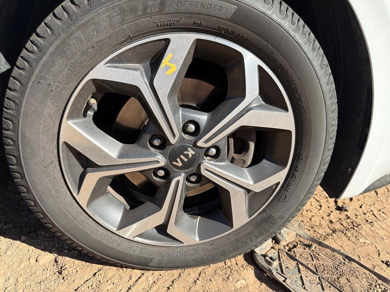 Used Wheel fits: 2019 Kia Forte 16x6-1/2 5 Y spoke alloy Grade A