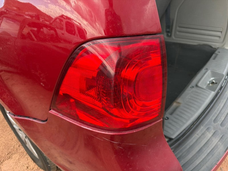 Used Left Tail Light Assembly fits: 2009 Volkswagen Routan quarter pan
